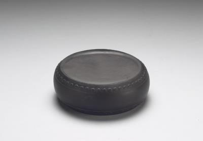 图片[3]-Drum-shaped inkstone with carved inscription and gold lacquer box, Qing dynasty, Qianlong reign (1736-1795)-China Archive